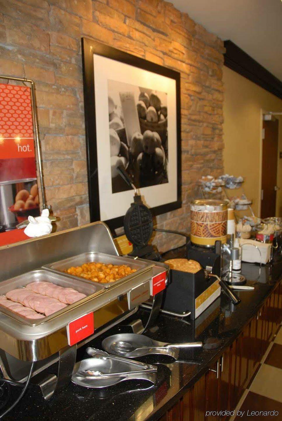 Hampton Inn - Monticello Restoran fotoğraf